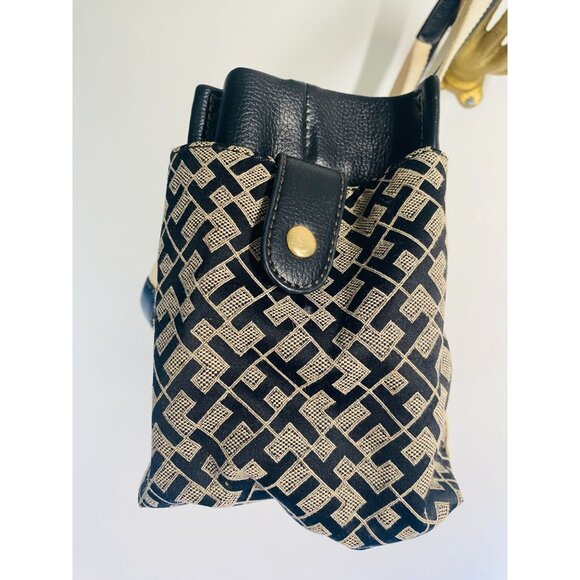 Tommy Hilfiger Black & Ivory Canvas Tote Bag - Picture 6 of 15